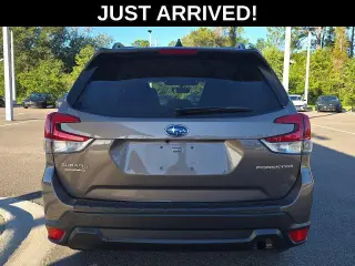 Subaru Forester 2024 AWD Premium 4p Crossover