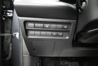 Mitsubishi Outlander PHEV 2025 AWD SE SUV 4 puertas