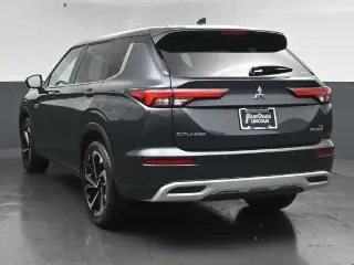 Mitsubishi Outlander PHEV 2025 AWD SE SUV 4 puertas