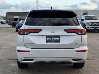 Mitsubishi Outlander 2024 AWD SEL 4dr SUV
