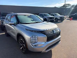 Mitsubishi Outlander 2023 AWD SE 4dr SUV
