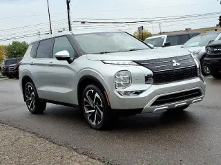 Mitsubishi Outlander 2023 AWD SE 4p SUV