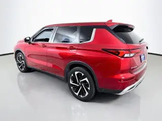 Mitsubishi Outlander 2023 SE 4p SUV