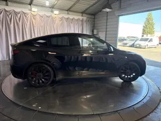 Tesla Modelo Y 2023 AWD Performance 4p Crossover