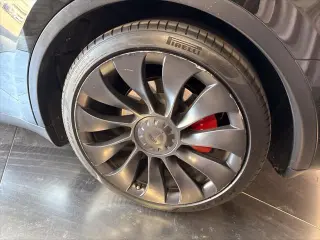 Tesla Modelo Y 2023 AWD Performance 4p Crossover