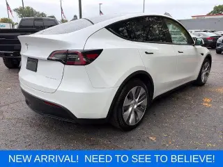 Tesla Model Y 2022 AWD Long Range 4dr Crossover