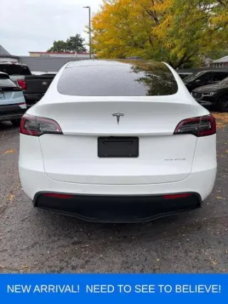 Tesla Model Y 2022 AWD Long Range 4dr Crossover