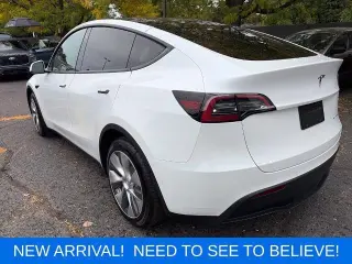 Tesla Model Y 2022 AWD Long Range 4dr Crossover