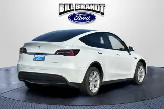 Tesla Model Y 2022 AWD Long Range 4dr Crossover