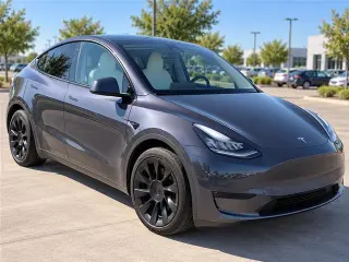 Tesla Model Y 2023 AWD Long Range Crossover de 4 puertas