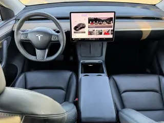 Tesla Model Y 2023 Tracción Total Gran Autonomía 4 puertas Crossover