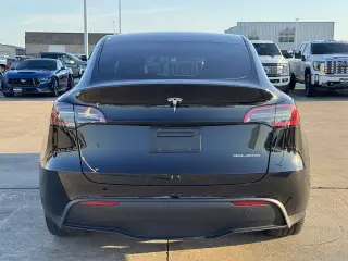 Tesla Model Y 2023 Tracción Total Gran Autonomía 4 puertas Crossover