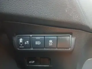 Toyota Corolla Cross 2026 AWD XLE 4dr Crossover