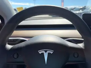 Tesla Modelo 3 2023 AWD Performance 4dr Sedan