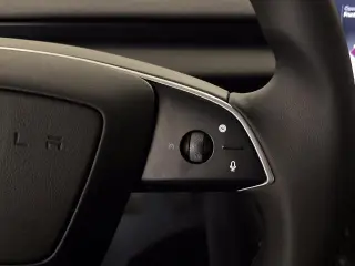 Tesla Model 3 2026 Estándar 4p Fastback
