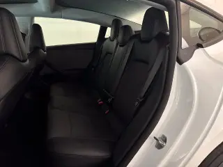 Tesla Model 3 2026 Estándar 4p Fastback
