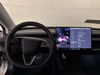 Tesla Model 3 2026 Estándar 4p Fastback