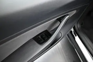 Tesla Model 3 2018 Rango Medio 4p Fastback