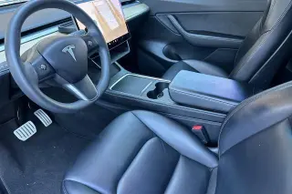 Tesla Model 3 2023 4dr Sedan