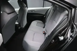 Toyota Corolla 2025 SE 4p Sedan
