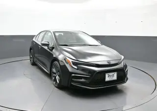 Toyota Corolla 2025 SE 4p Sedan