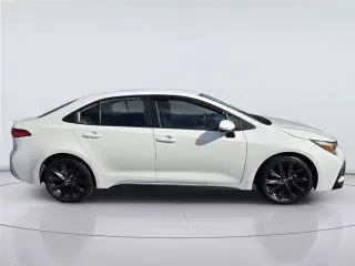 Toyota Corolla 2024 SE 4dr Sedán
