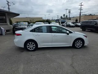 Toyota Corolla 2022 LE 4p Sedan