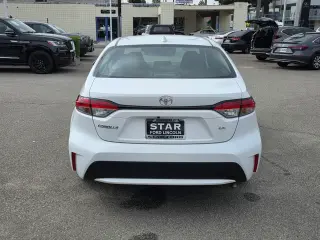 Toyota Corolla 2022 LE 4p Sedan