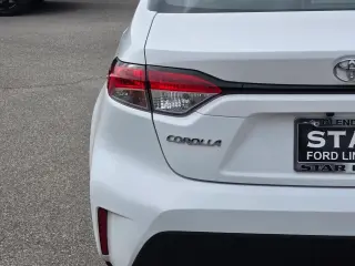 Toyota Corolla 2022 LE 4p Sedan