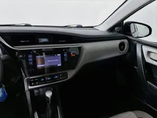Toyota Corolla 2018 LE 4dr Sedán