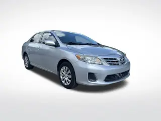 Toyota Corolla 2013 LE 4p Sedan 4A