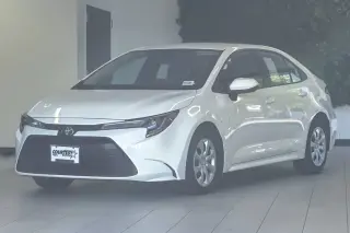 Toyota Corolla 2025 LE 4dr Sedan