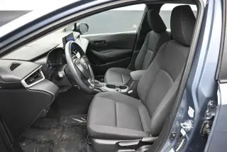 Toyota Corolla 2025 LE 4p Sedan