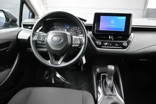 Toyota Corolla 2025 LE 4p Sedan