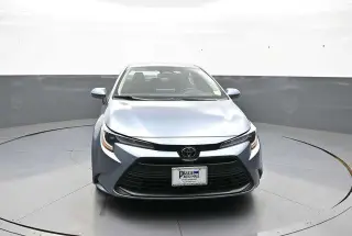 Toyota Corolla 2025 LE 4p Sedan