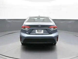 Toyota Corolla 2025 LE 4p Sedan