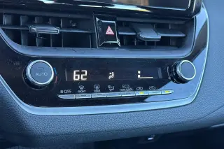Toyota Corolla 2024 LE 4dr Sedán