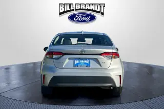 Toyota Corolla 2024 LE 4dr Sedán
