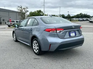 Toyota Corolla 2024 LE 4p Sedan