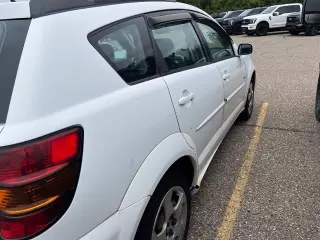Pontiac Vibe 2005 AWD 4dr Wagon