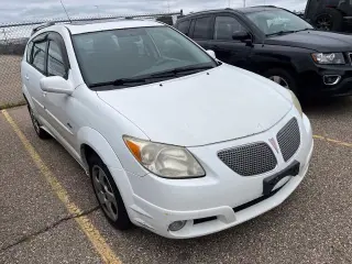 Pontiac Vibe 2005 AWD 4dr Wagon