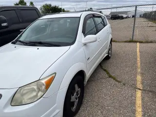Pontiac Vibe 2005 AWD 4dr Wagon