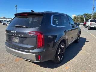 Kia Telluride 2025 S 4dr SUV