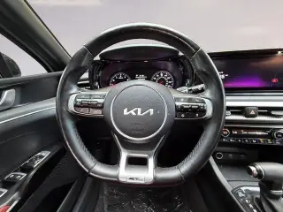 Kia K5 2024 GT-Line sedán de 4 puertas