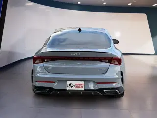 Kia K5 2024 GT-Line sedán de 4 puertas