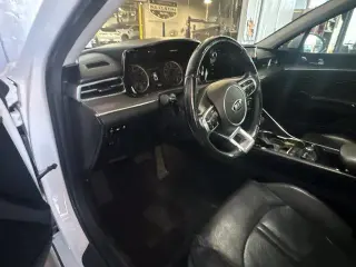 Kia K5 2021 EX 4p Sedana