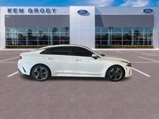 Kia K5 2021 EX 4p Sedana