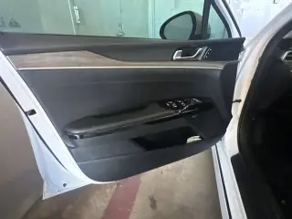 Kia K5 2021 EX 4p Sedana