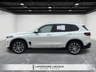 BMW X5 2024 xDrive40i 4dr Vehículo de Actividad Deportiva Todo Terreno