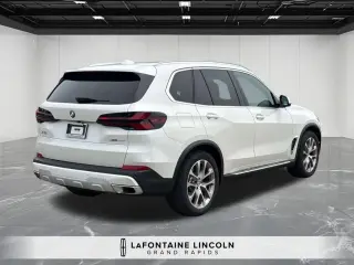 BMW X5 2024 xDrive40i 4dr Vehículo de Actividad Deportiva Todo Terreno